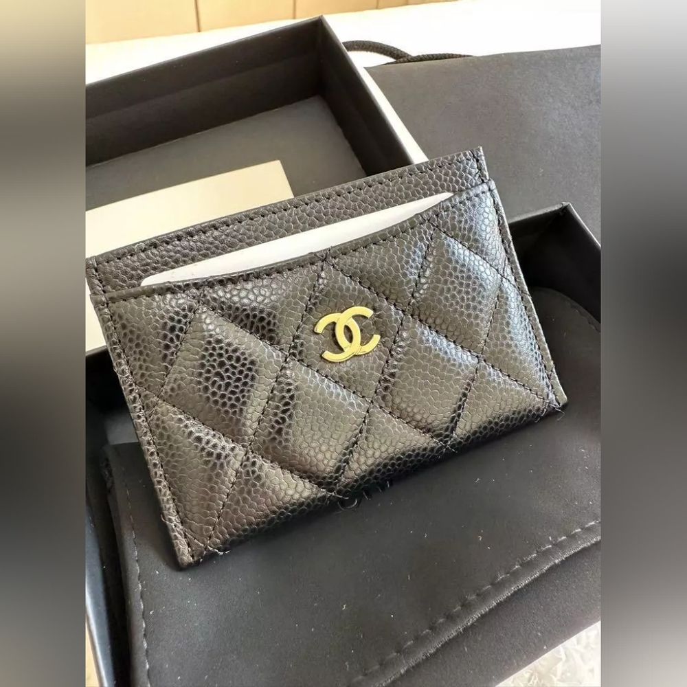 Chanel Classic Card Case Caviar Skin